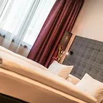 Rufi's Hotel