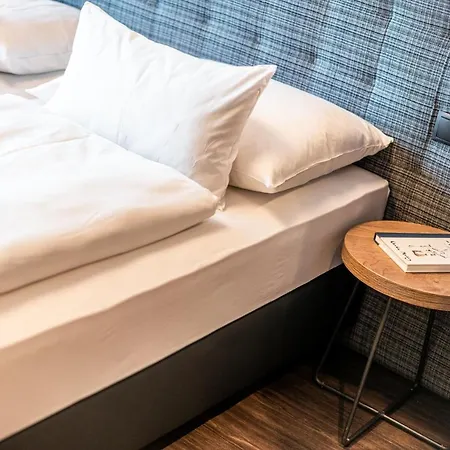 Rufi's Hotel 3*
